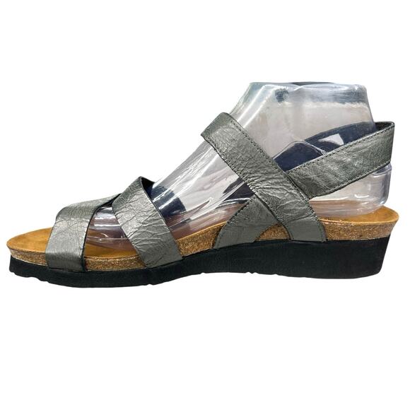 NAOT Women’s Kayla Metallic Grey Wedge Sandal Size 40 US 9 - Picture 2 of 11